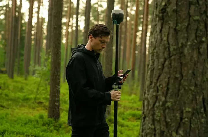 Moderne tools in boomverzorging - Tuinaannemer.be