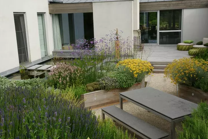 Kruidentuin voortuin - Tuinaannemer.be