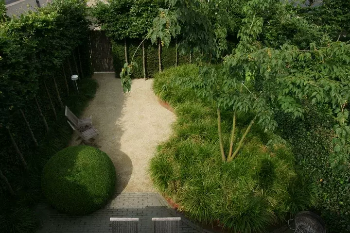 Tuin met hoogteverschillen - Tuinaannemer.be
