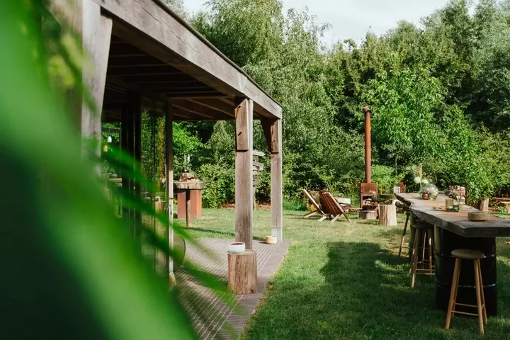 Van Droom tot Tuin seizoen 5 – Aflevering 7_ Vakantietuin - Tuinaannemer.be