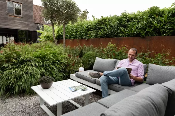 Vakantietuin in eigen land - Tuinaannemer.be