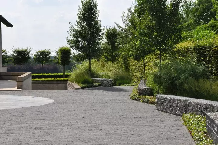 Zuidgerichte achtertuin - Tuinaannemer.be