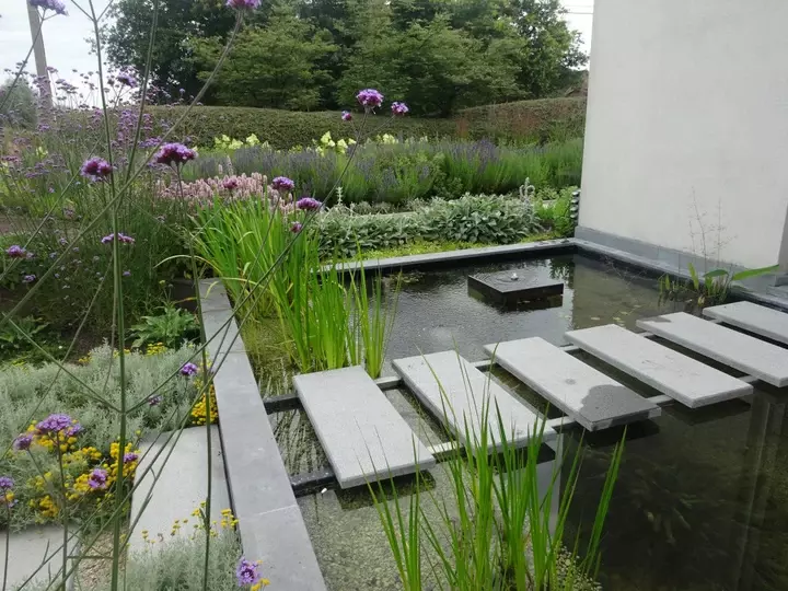 Kruidentuin voortuin - Tuinaannemer.be