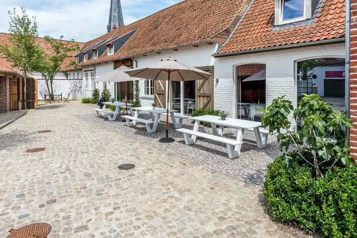 Binnenkoer inrichten - Tuinaannemer.be