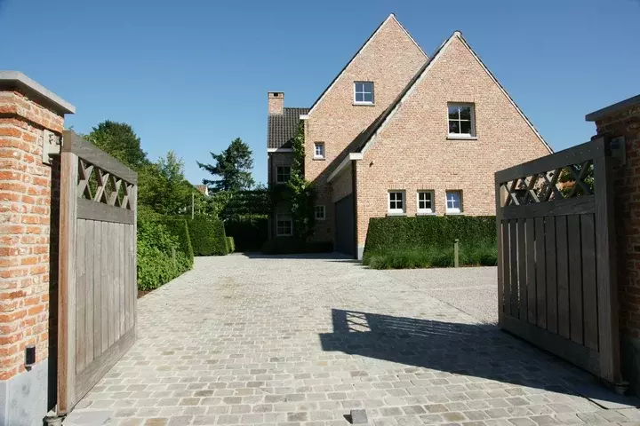 Moderne tuin aanleggen op zandgrond - Tuinaannemer.be
