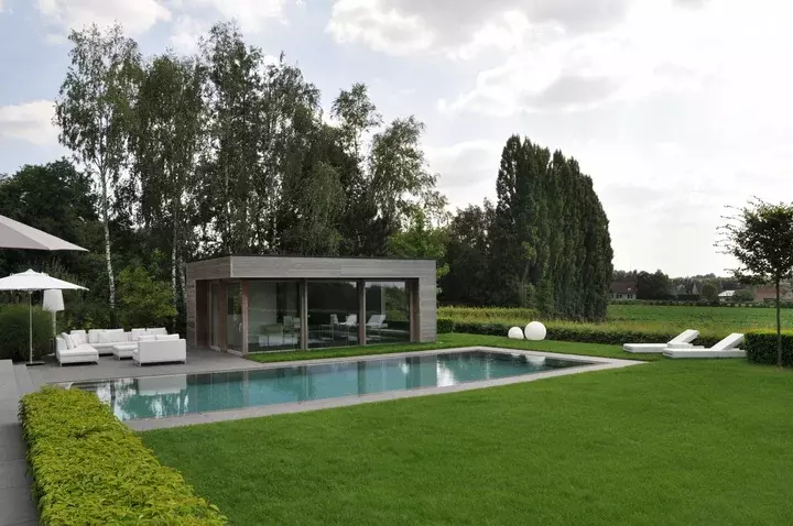 Zuidgerichte achtertuin - Tuinaannemer.be