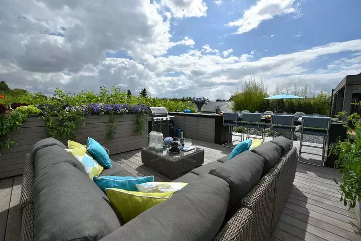 Luxe daktuin met alpiene planten - Tuinaannemer.be