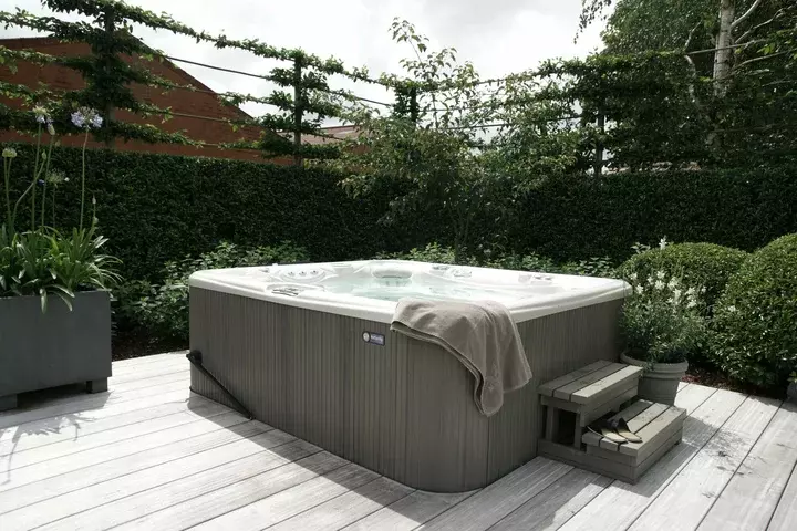 Landelijke tuintransformatie - Tuinaannemer.be