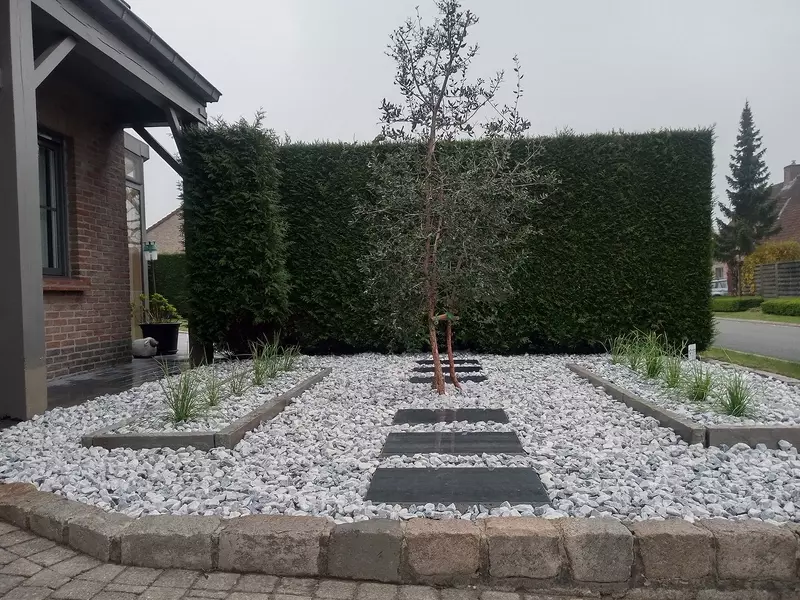 aanleg voortuin