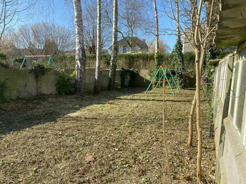 Verwilderde tuin begaanbaar maken