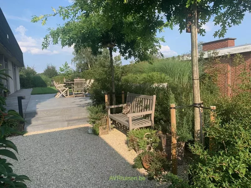 Gezellige tuin met verborgen hoekjes