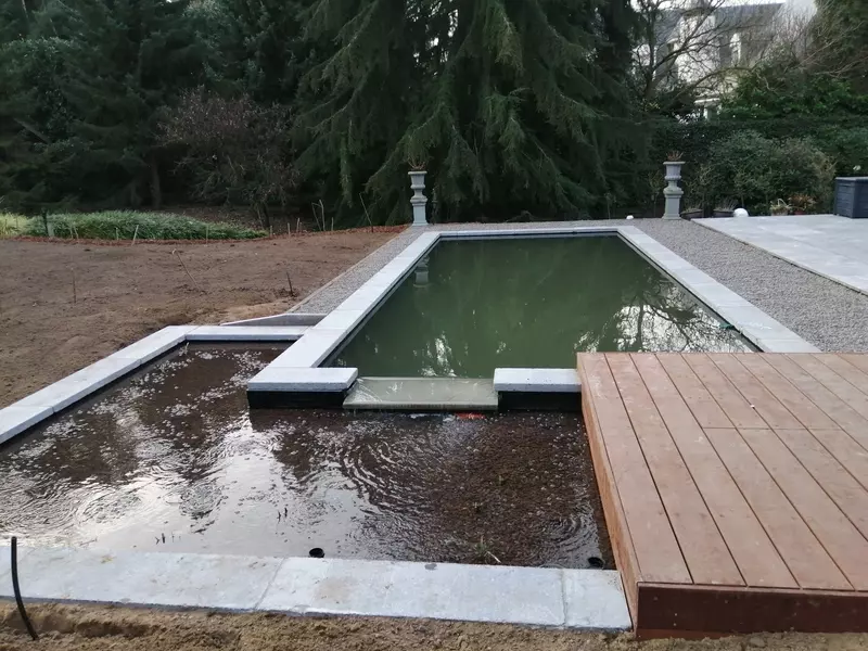 zwemvijver met sauna