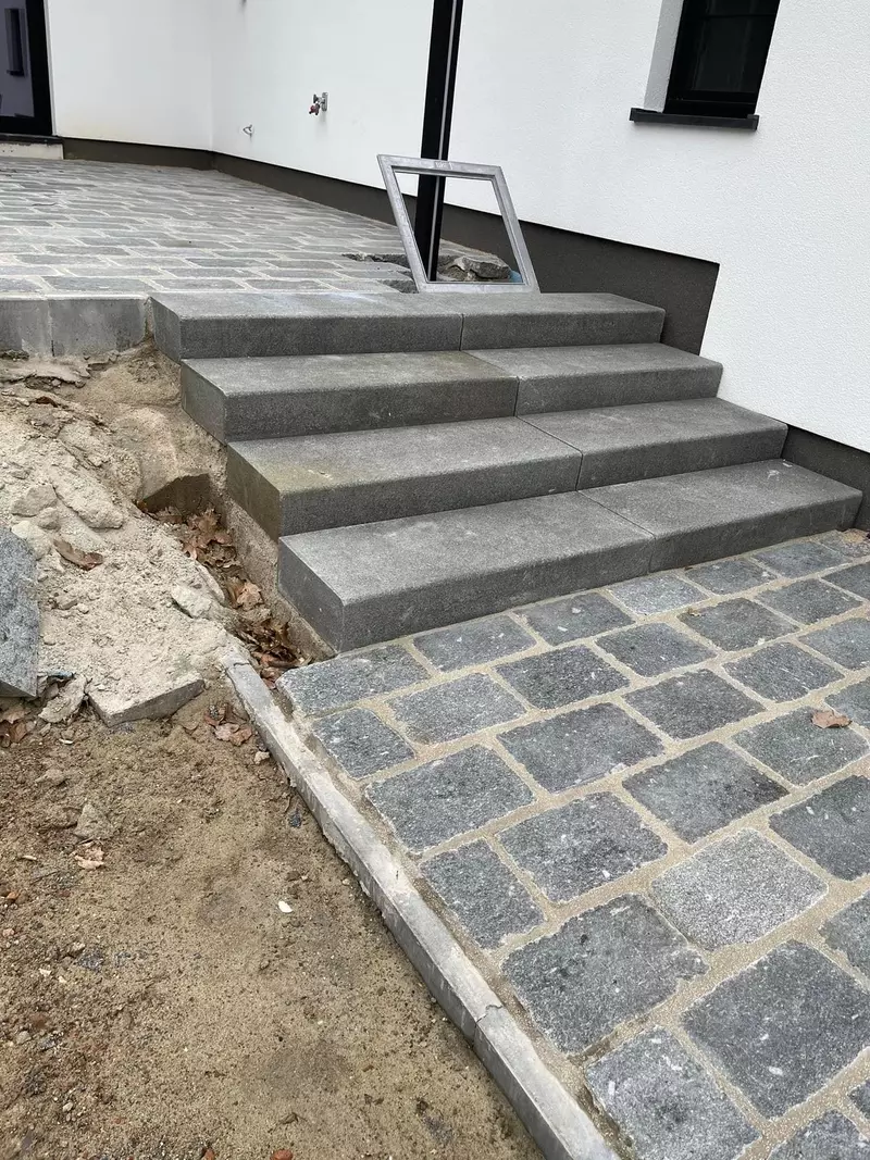 Terrasaanleg (ingewassen klinkers) 