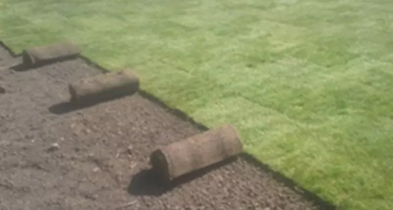 Plaatsen van grasmatten