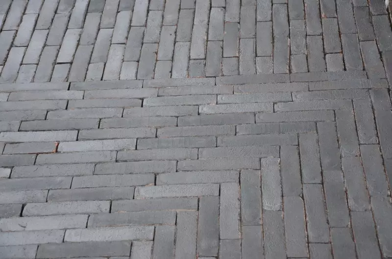 aanleg terras in kleiklinkers