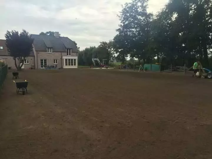 Aanleg en inzaaien van uw gazon