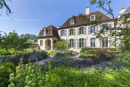 Weelderige tuin in Wannegem-Lede